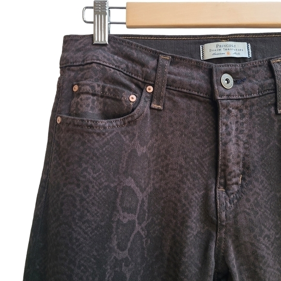 Principle Denim Dreamer Style in Chocolate Python, Size 28 - Picture 6 of 13